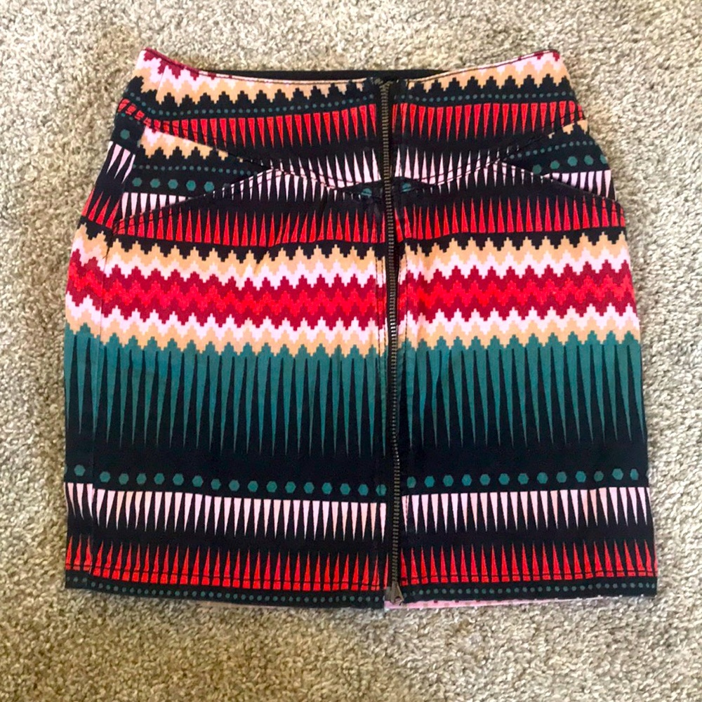 SOLD: Aztec pattern mini skirt